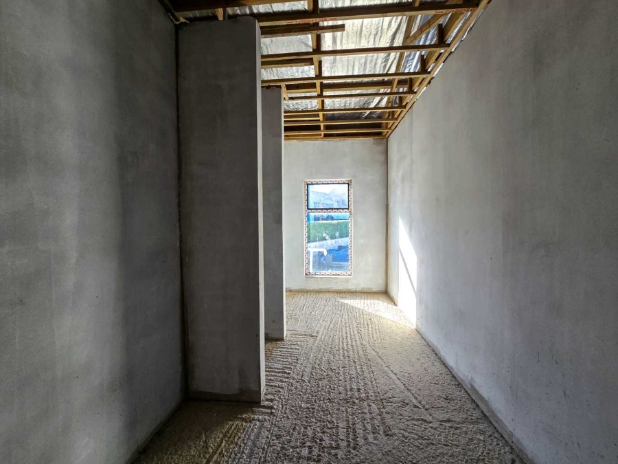 4 Bedroom Property for Sale in Stilbaai Wes Western Cape